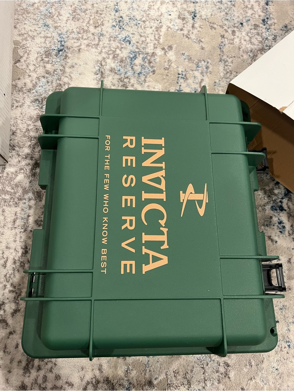 Invicta Reserve Green Case with Gold Logo